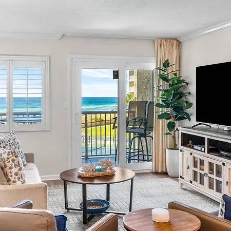 Holiday Surf And Racquet Unit 318